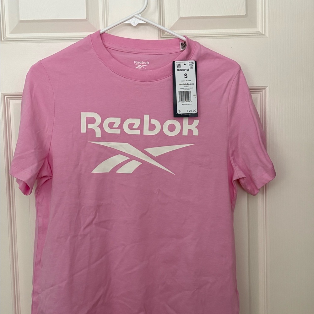 Reebok Pink Women’s Identity Open Big Logo Tee T-Shirt Brand New with Tag